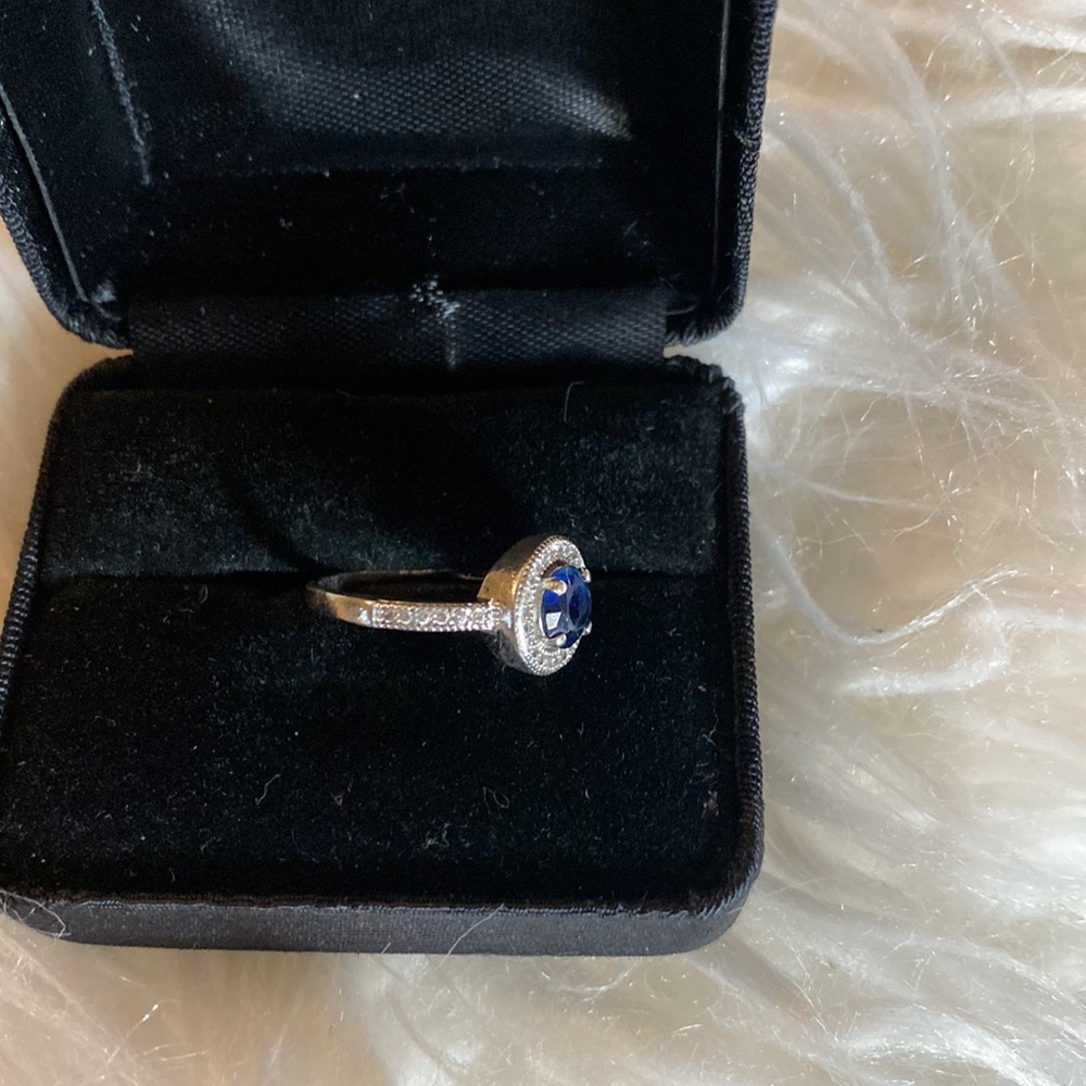 Sapphire and diamond ring - Picture 6 of 13